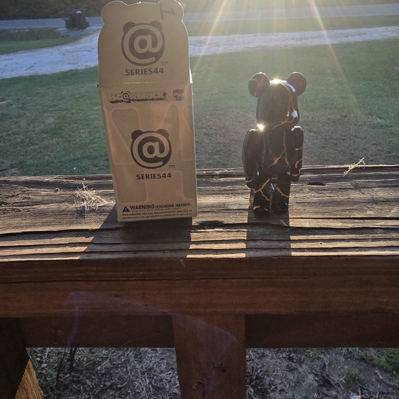 Black and Gold Bearbrick Figure - Picture 1 of 4